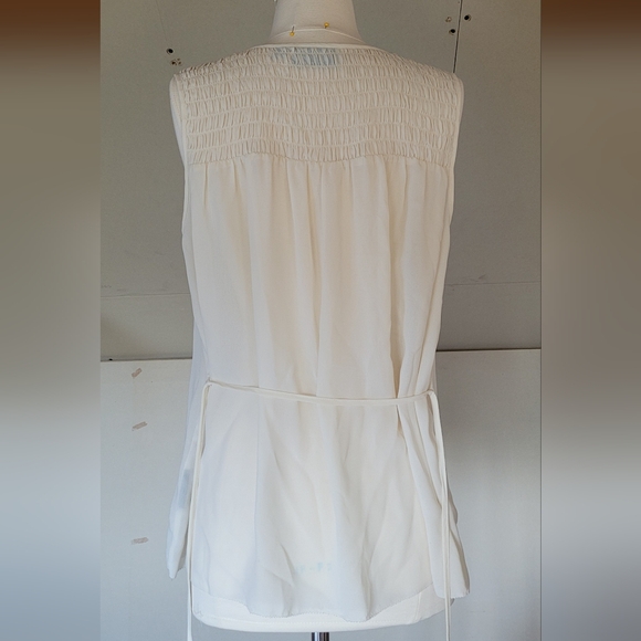 Simply Vera | Vera Wang Womens Sleeveless Blouse size XL | Elegant Vintage Style - Picture 5 of 10